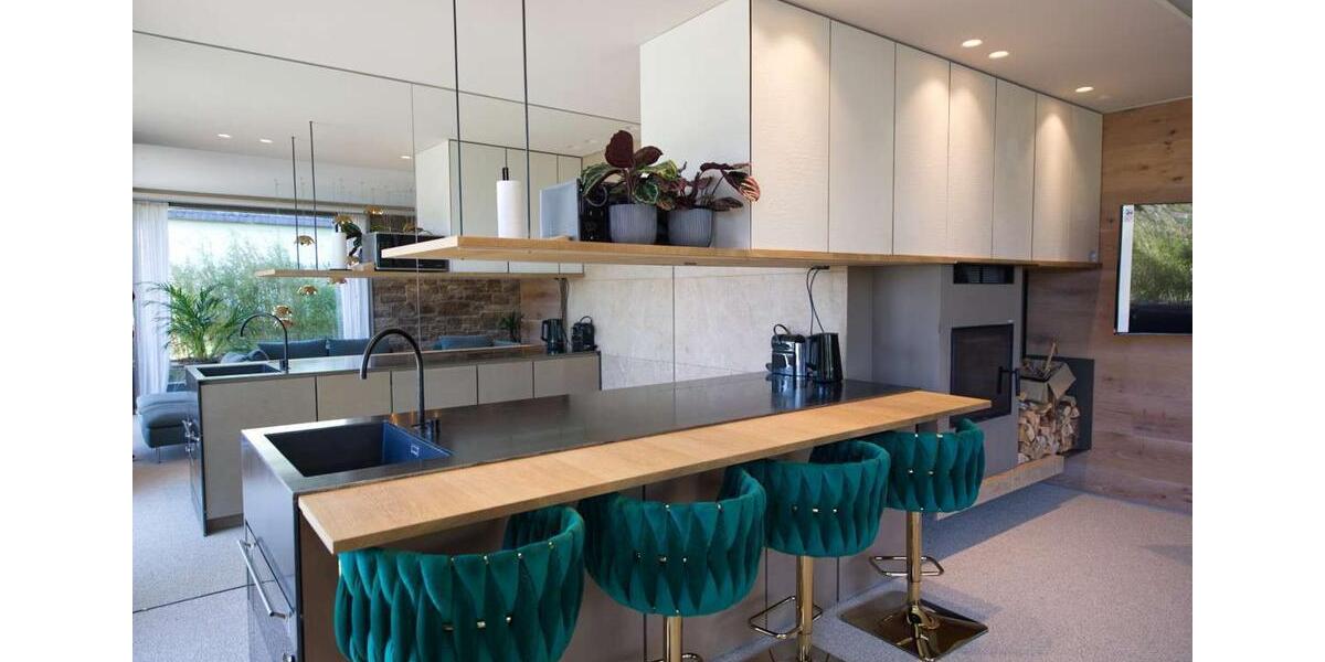 Etagenwohnung Zwickau Cainsdorf - 2 Zimmer, 68 m&sup2;, 1.200&euro; | Angebot:24742174