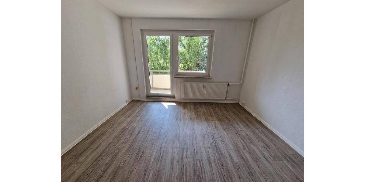 Etagenwohnung Zwickau Neuplanitz - 3 Zimmer, 56 m&sup2;, 340&euro; | Angebot:21411610