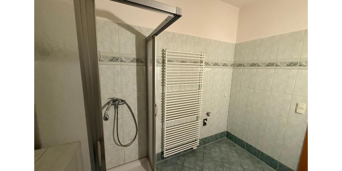 Etagenwohnung Greiz - 2 Zimmer, 31 m&sup2;, 235&euro; | Angebot:23330981