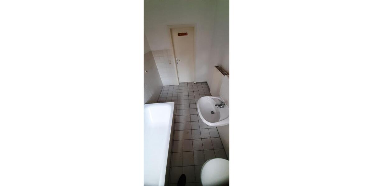 Etagenwohnung Glauchau - 3 Zimmer, 70 m&sup2;, 379&euro; | Angebot:22267896