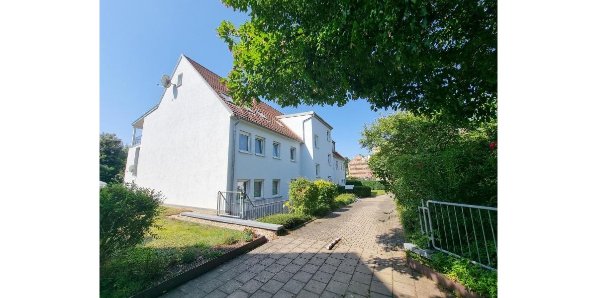 Etagenwohnung Crimmitschau - 3 Zimmer, 78 m&sup2;, 450&euro; | Angebot:26631592