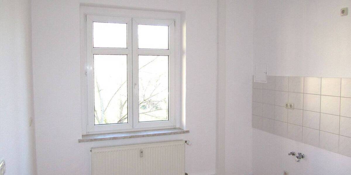 Etagenwohnung Zwickau Pölbitz - 3 Zimmer, 86 m&sup2;, 480&euro; | Angebot:26016393