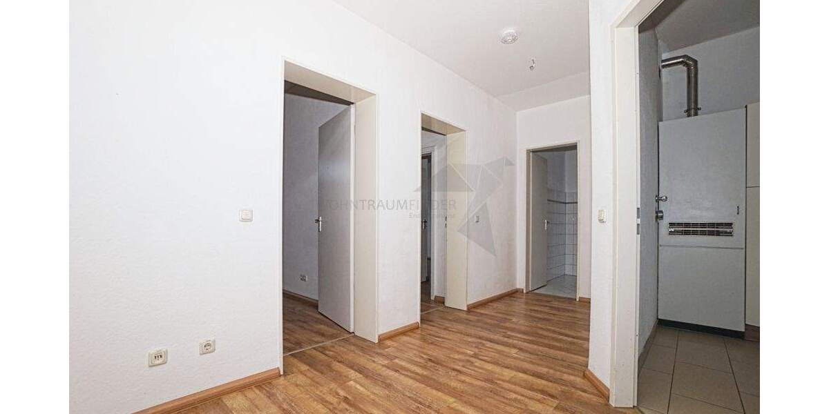 Etagenwohnung Zwickau Innenstadt - 3 Zimmer, 78 m&sup2;, 485&euro; | Angebot:25799622