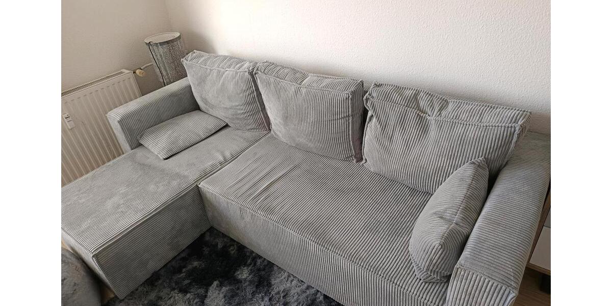 Etagenwohnung Zwickau - 3 Zimmer, 57 m&sup2;, 330&euro; | Angebot:25942757