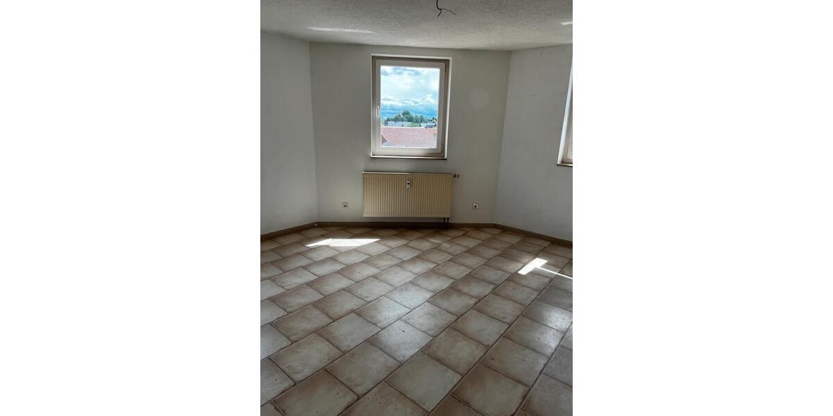 Maisonettenwohnung Greiz - 2 Zimmer, 103 m&sup2;, 500&euro; | Angebot:24764868