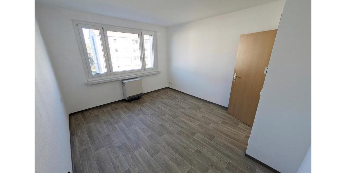 Etagenwohnung Limbach-Oberfrohna Oberfrohna - 3 Zimmer, 60 m&sup2;, 375&euro; | Angebot:25945667