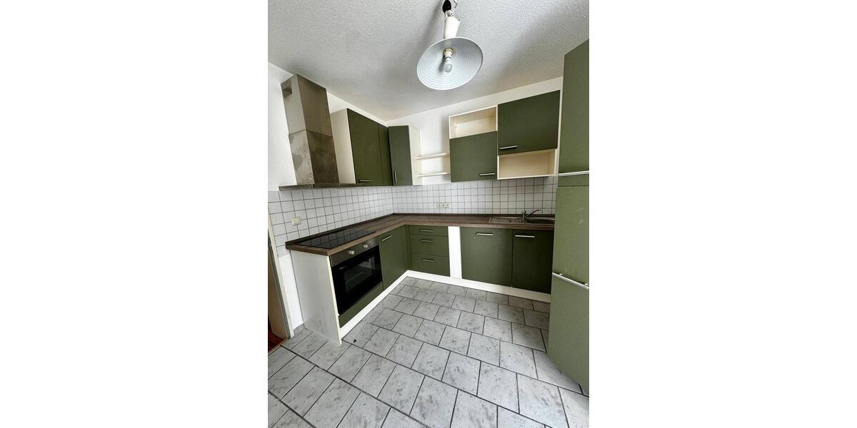 Mehrfamilienhaus, Wohnhaus Lichtenstein (Sachsen) - 15 Zimmer, 398 m&sup2;, 150.000&euro; | Angebot:26021665