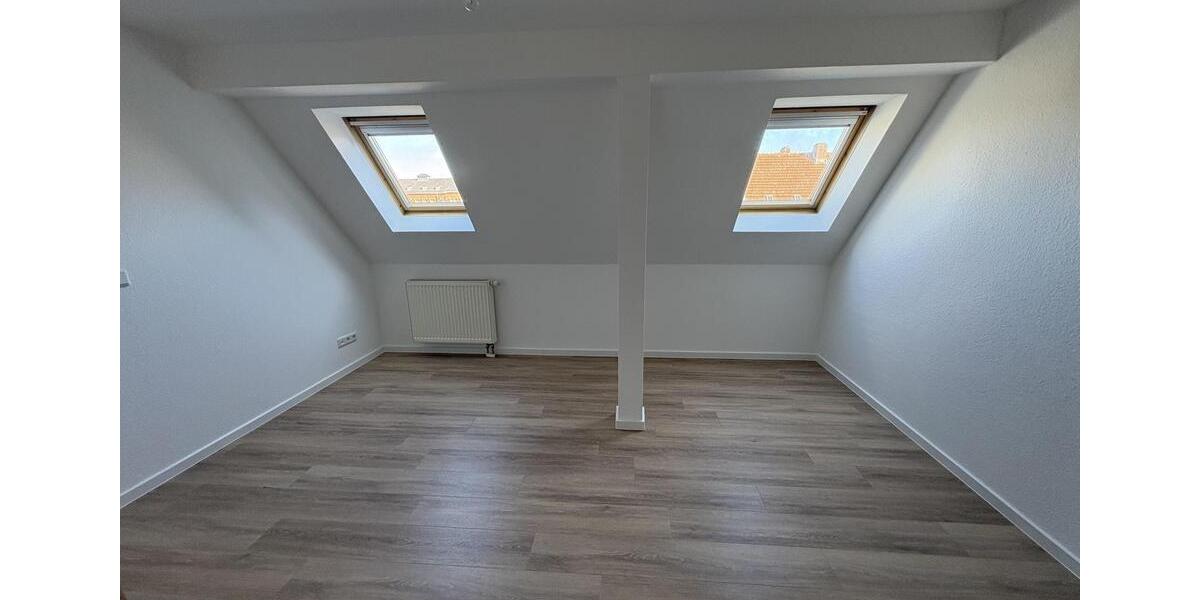 Dachgeschoßwohnung Zwickau Zwickau-Nord - 2 Zimmer, 61 m&sup2;, 399&euro; | Angebot:25349238