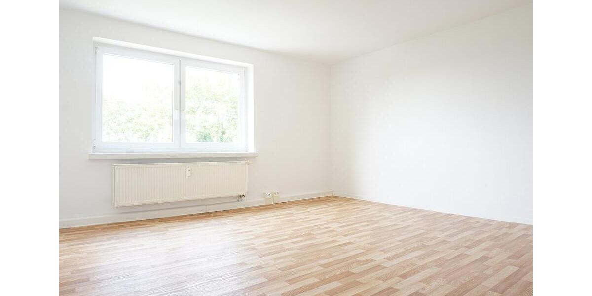 Etagenwohnung Glauchau - 1 Zimmer, 31 m&sup2;, 185&euro; | Angebot:25263505