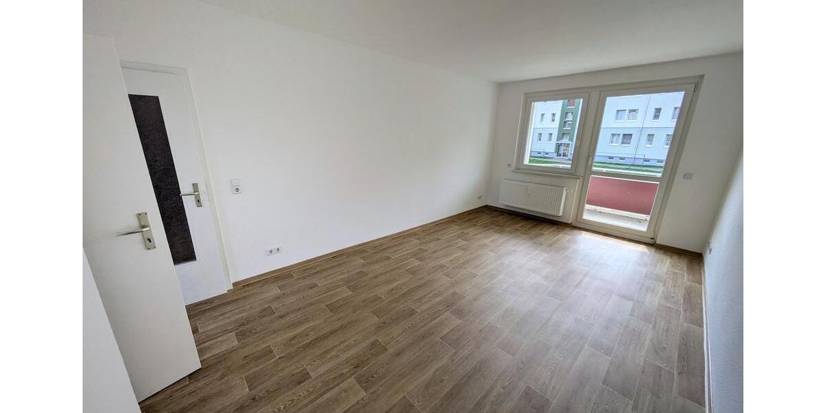Etagenwohnung Limbach-Oberfrohna Oberfrohna - 3 Zimmer, 60 m&sup2;, 408&euro; | Angebot:25945691