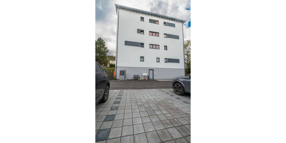 Etagenwohnung Aue-Bad Schlema Bad Schlema - 4 Zimmer, 87 m&sup2;, 249.000&euro; | Angebot:25688137