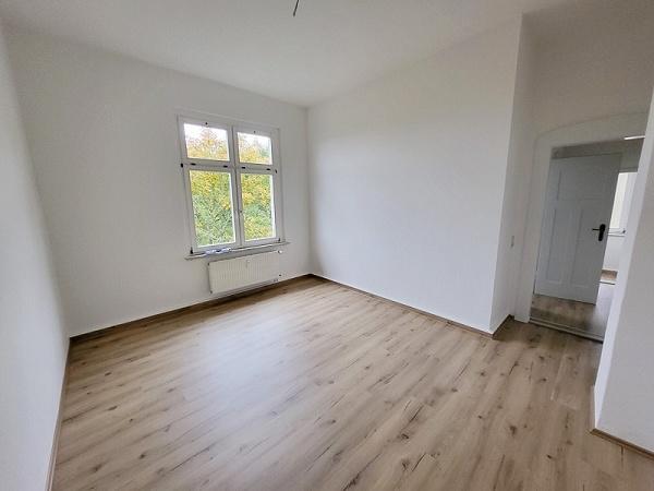 Etagenwohnung Reichenbach im Vogtland - 2 Zimmer, 73 m&sup2;, 463&euro; | Angebot:24625041