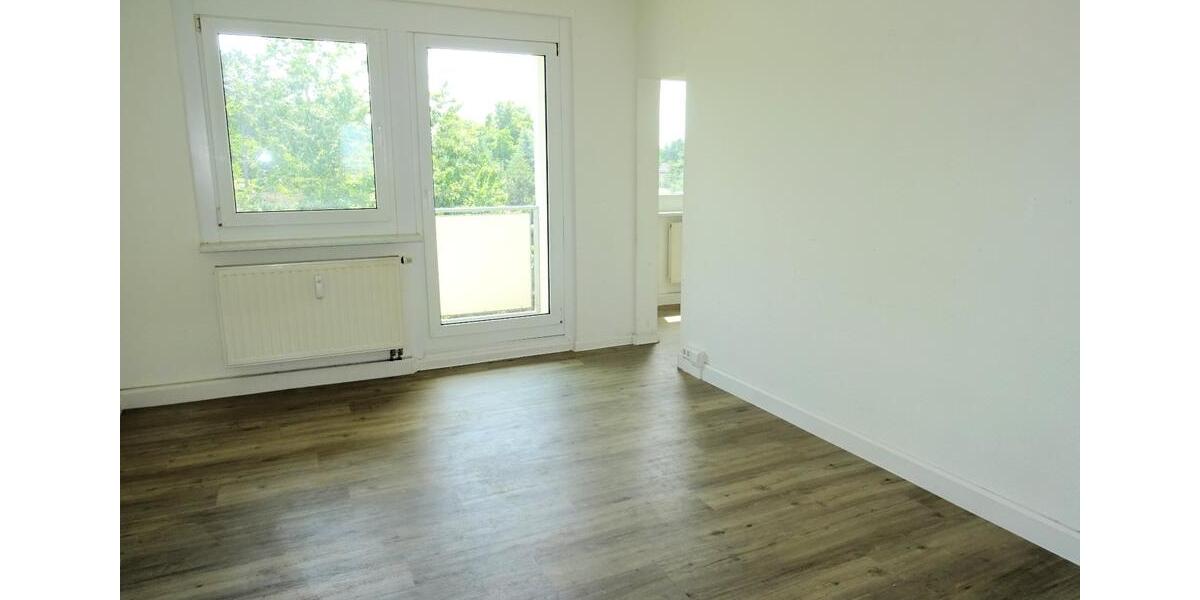 Etagenwohnung Werdau - 3 Zimmer, 59 m&sup2;, 330&euro; | Angebot:21286942