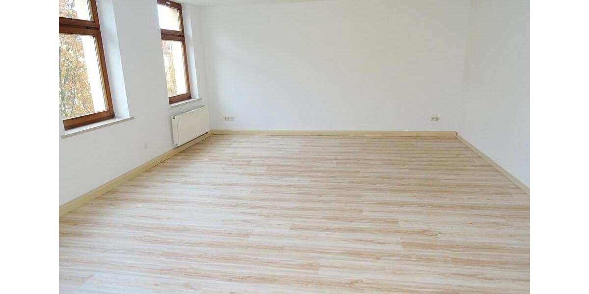 Etagenwohnung Zwickau - 3 Zimmer, 74 m&sup2;, 370&euro; | Angebot:23086738