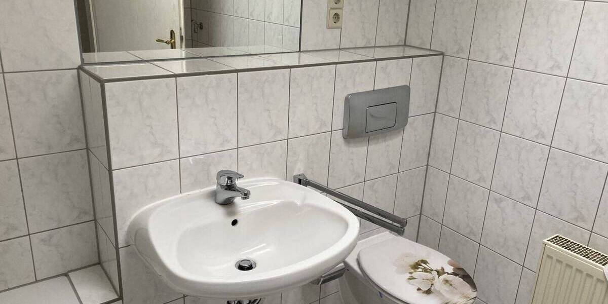 Etagenwohnung Zwickau Innenstadt - 2 Zimmer, 55 m&sup2;, 360&euro; | Angebot:25747138