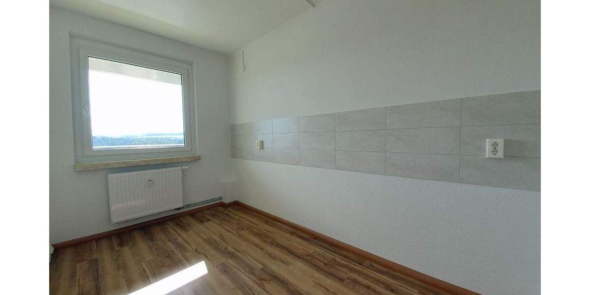 Etagenwohnung Zwickau Eckersbach - 3 Zimmer, 71 m&sup2;, 412&euro; | Angebot:25676772