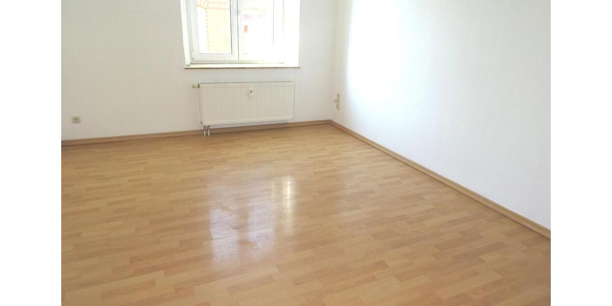 Etagenwohnung Werdau - 2 Zimmer, 55 m&sup2;, 290&euro; | Angebot:21659373