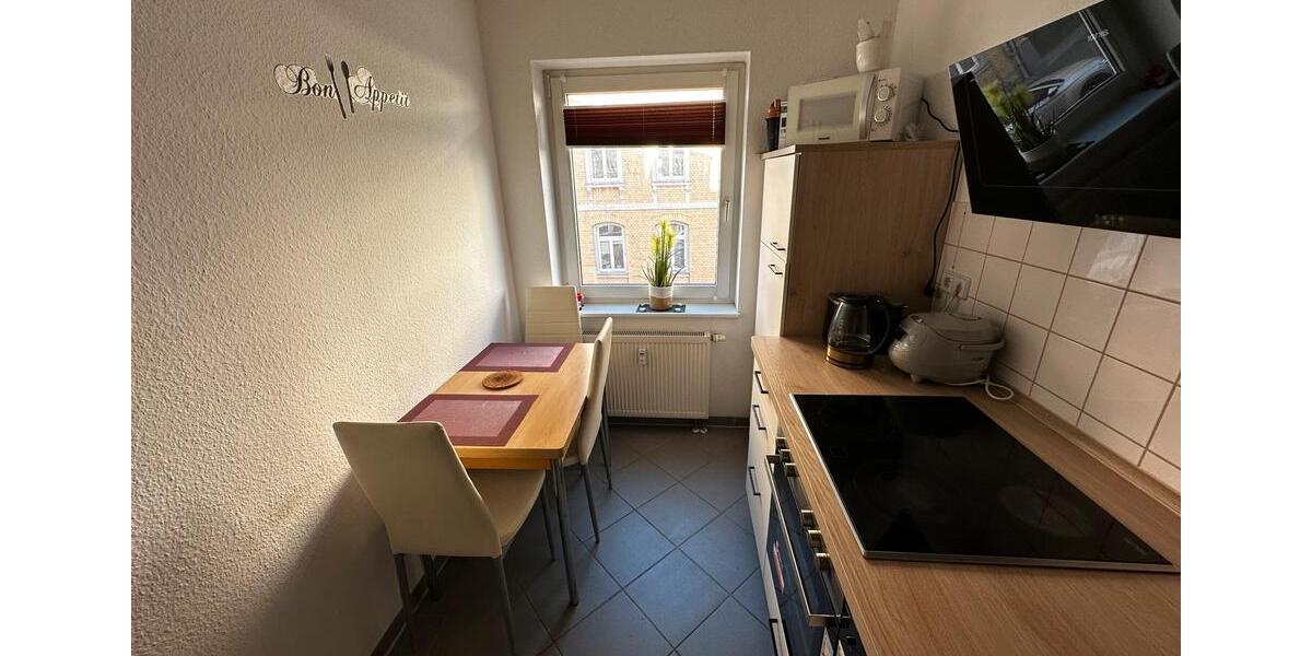 Etagenwohnung Zwickau - 2 Zimmer, 67 m&sup2;, 435&euro; | Angebot:25924998