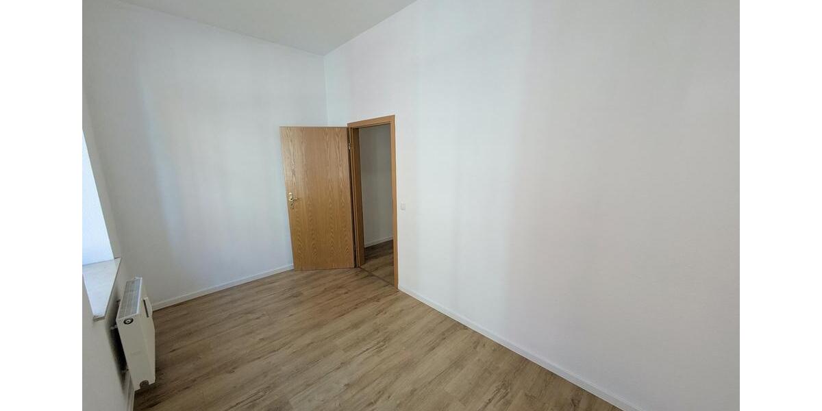 Terrassenwohnung Zwickau - 1.5 Zimmer, 39 m&sup2;, 275&euro; | Angebot:25945675