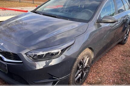 Kia ceed Sportswagon 40.700 km 20.899 &euro; Oberlungwitz 09353