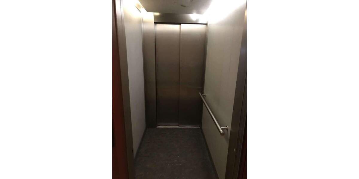 Etagenwohnung Zwickau-Marienthal Marienthal - 2 Zimmer, 66 m&sup2;, 79.000&euro; | Angebot:25747130