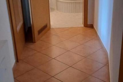 Wohnung Oelsnitz (Erzgebirge) - 3 Zimmer, 47 m&sup2;, 350&euro; | Angebot:25613085