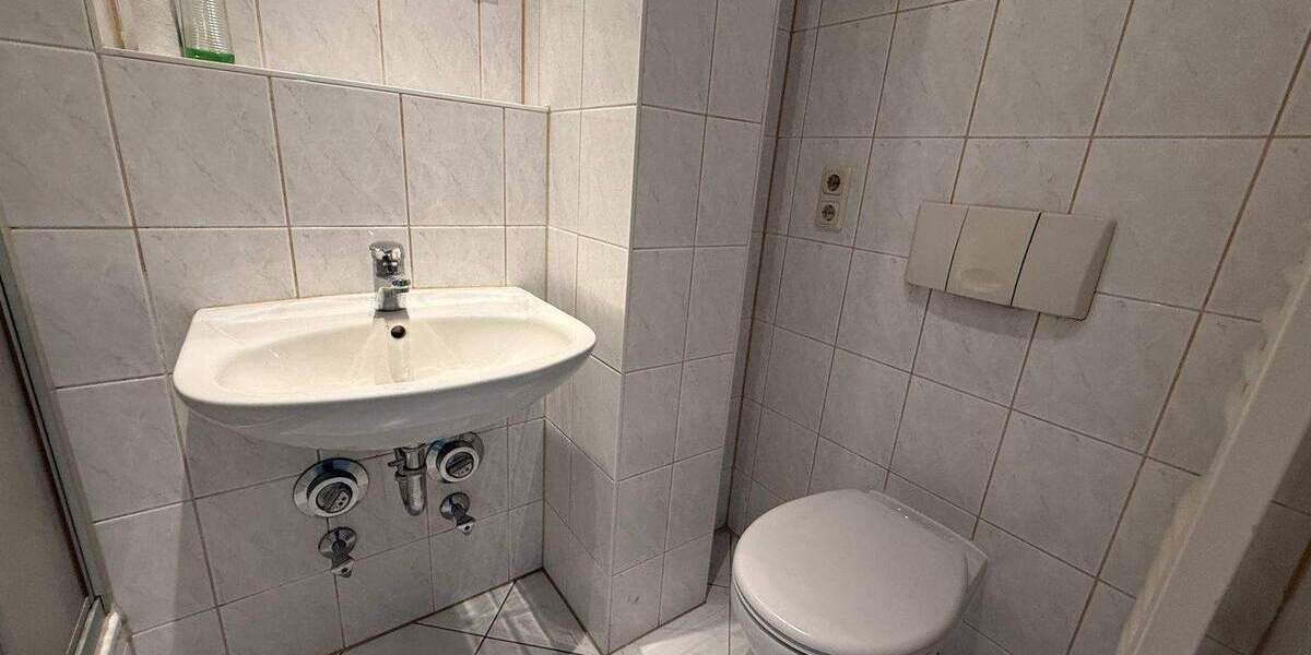 Etagenwohnung Zwickau Marienthal - 1 Zimmer, 36 m&sup2;, 38.000&euro; | Angebot:25780740