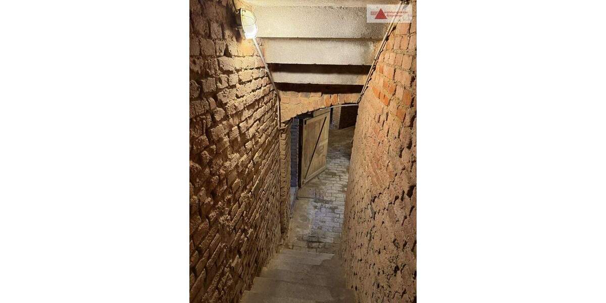 Mehrfamilienhaus, Wohnhaus Lichtenstein/Sachsen Lichtenstein - 8 Zimmer, 286 m&sup2;, 249.000&euro; | Angebot:25776708