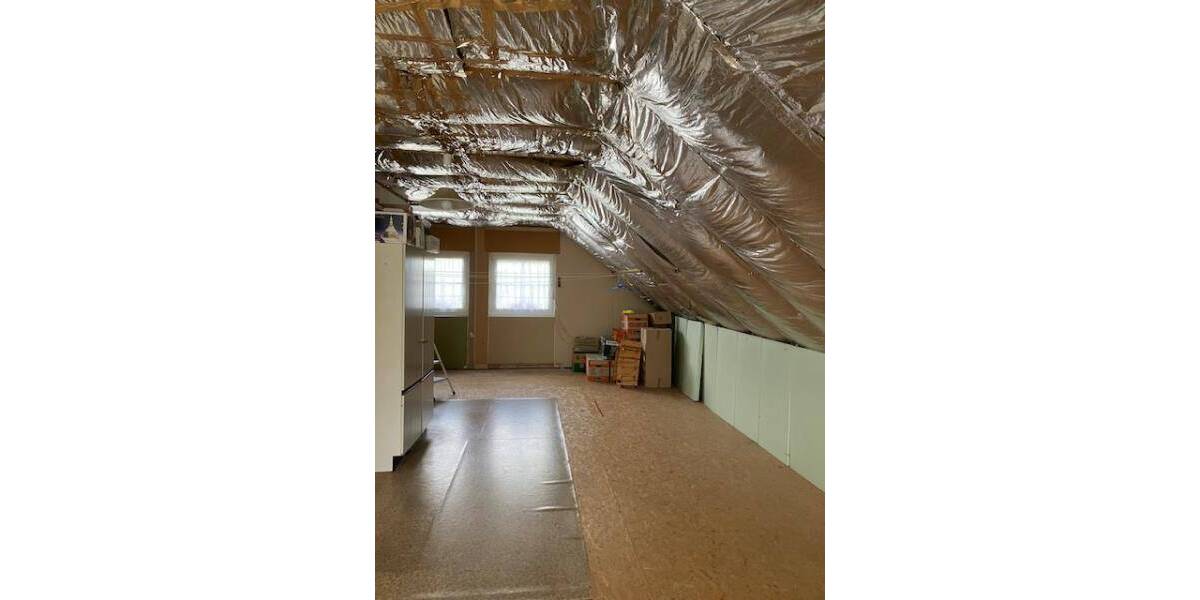 Einfamilienhaus Lichtentanne OT Schönfels Schönfels - 3 Zimmer, 95 m&sup2;, 1.200&euro; | Angebot:26470947