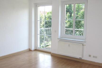 Wohnung Zwickau Zwickau-Nord - 3 Zimmer, 71 m&sup2;, 454&euro; | Angebot:26678304