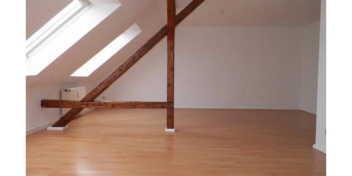Etagenwohnung Zwickau Innenstadt - 3 Zimmer, 75 m&sup2;, 455&euro; | Angebot:25734789