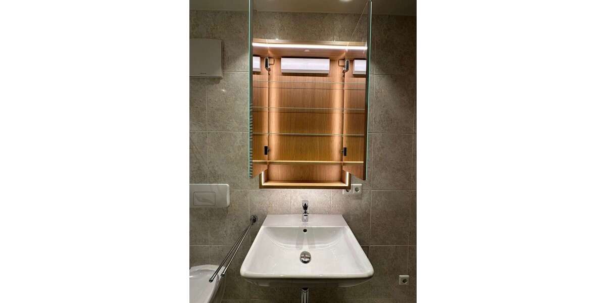 Etagenwohnung Zwickau Mitte-Nord - 2 Zimmer, 42 m&sup2;, 420&euro; | Angebot:26030695