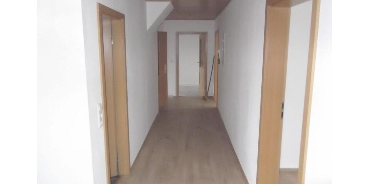 Maisonettenwohnung Falkenstein/Vogtland Vogtland - 5 Zimmer, 131 m&sup2;, 740&euro; | Angebot:25381775