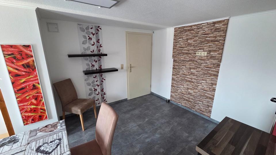 Reihenhaus Crimmitschau - 6 Zimmer, 103 m&sup2;, 70.000&euro; | Angebot:27085582