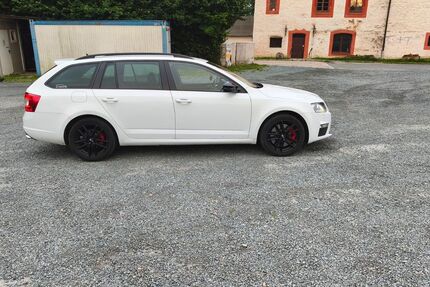 Skoda Octavia 198.000 km 7.750 &euro; Netzschkau 08491