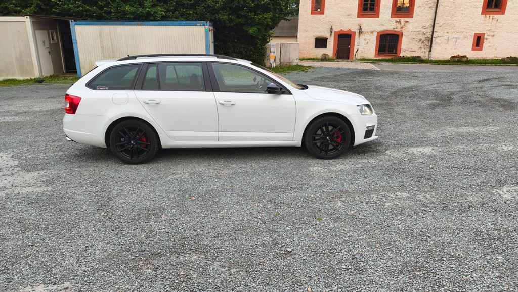 Skoda Octavia 198.000 km 7.750 &euro; Netzschkau 08491
