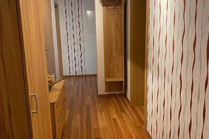 Wohnung Zwickau Zwickau-Nord - 3 Zimmer, 70 m&sup2;, 65&euro; | Angebot:26550797