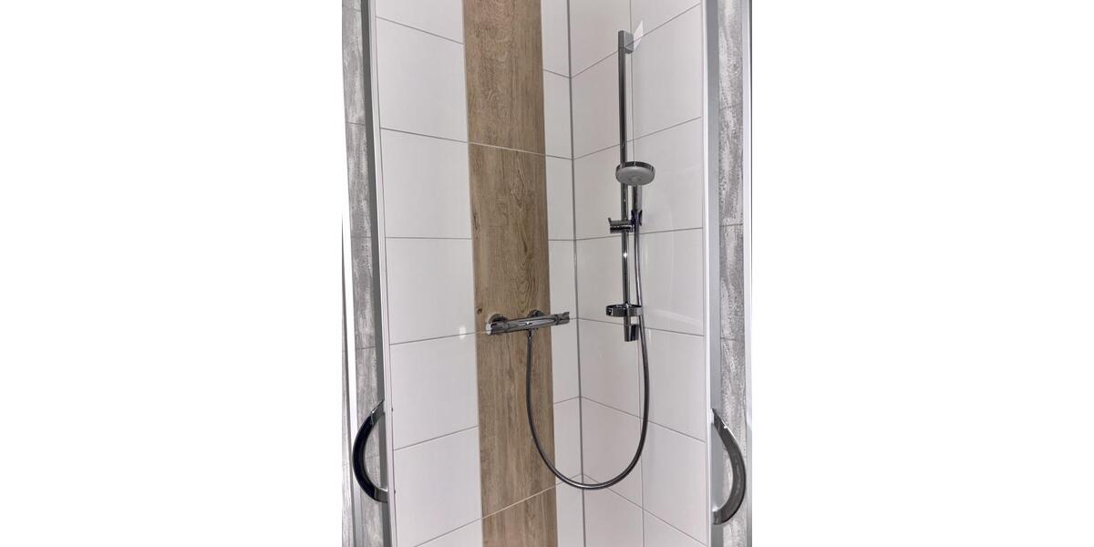 Etagenwohnung Zwickau Neuplanitz - 3 Zimmer, 58 m&sup2;, 377&euro; | Angebot:23328708