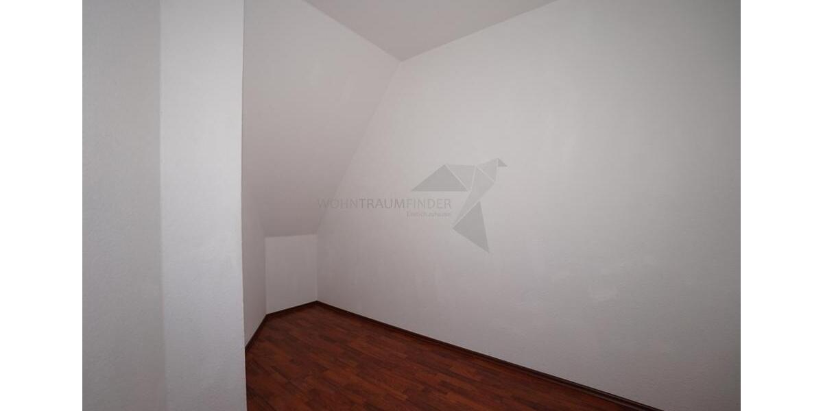 Etagenwohnung Zwickau - 4 Zimmer, 95 m&sup2;, 525&euro; | Angebot:26381226