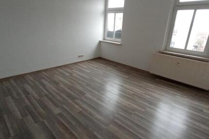 Wohnung Schmölln - 2 Zimmer, 49 m&sup2;, 300&euro; | Angebot:24177620