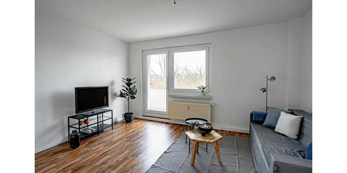 Etagenwohnung Crimmitschau - 3 Zimmer, 62 m&sup2;, 373&euro; | Angebot:25919787