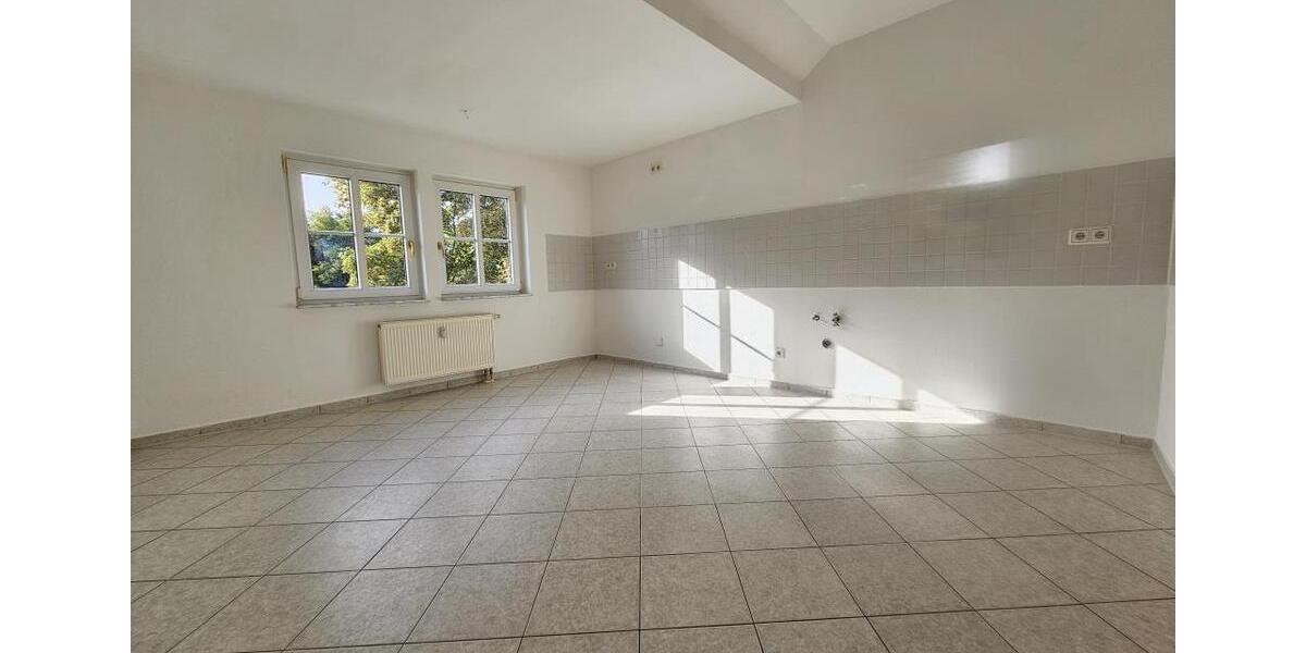 Dachgeschoßwohnung Zwickau Zwickau-Nord - 2 Zimmer, 52 m&sup2;, 338&euro; | Angebot:23524618