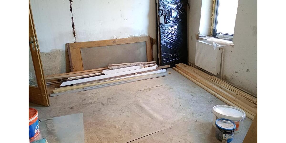 Etagenwohnung Zwickau - 3 Zimmer, 90 m&sup2;, 32.000&euro; | Angebot:24921693