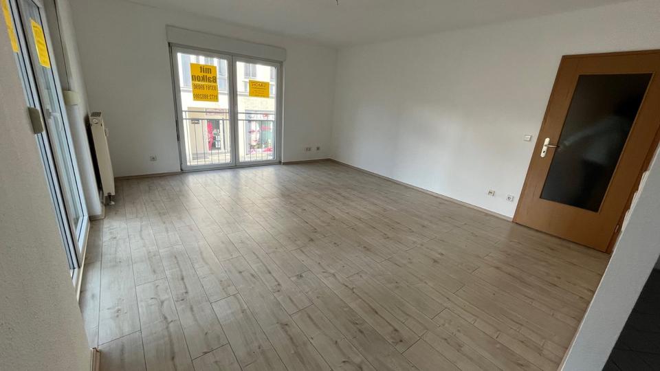 Etagenwohnung Zwickau Neuplanitz - 2 Zimmer, 68 m&sup2;, 370&euro; | Angebot:17651418