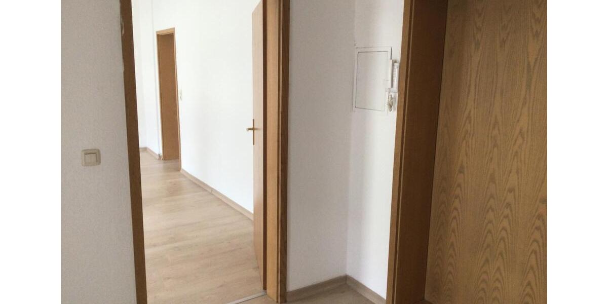 Etagenwohnung Aue-Bad Schlema Bad Schlema - 3 Zimmer, 101 m&sup2;, 400&euro; | Angebot:24770504