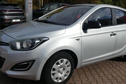 Hyundai i20 83.600 km 5.990 &euro; Schneeberg 08289