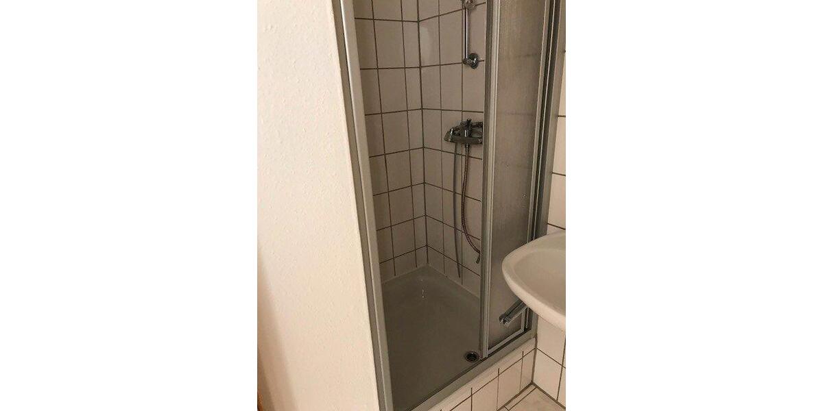 Etagenwohnung Zwickau - 1 Zimmer, 19 m&sup2;, 157&euro; | Angebot:26661302