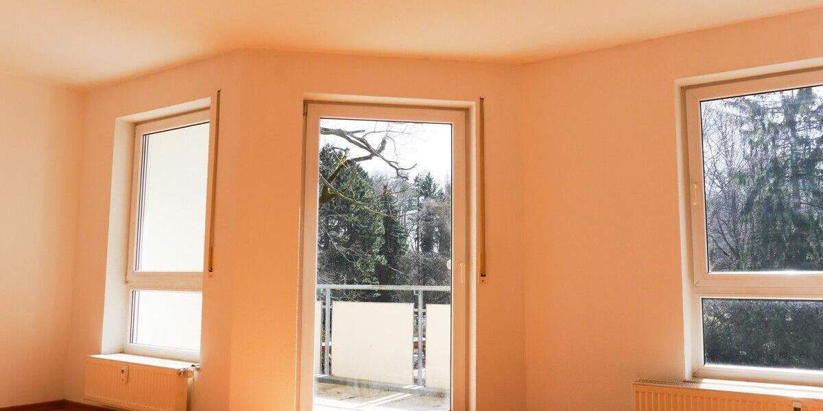 Etagenwohnung Limbach-Oberfrohna Oberfrohna - 3 Zimmer, 75 m&sup2;, 79.900&euro; | Angebot:25744580