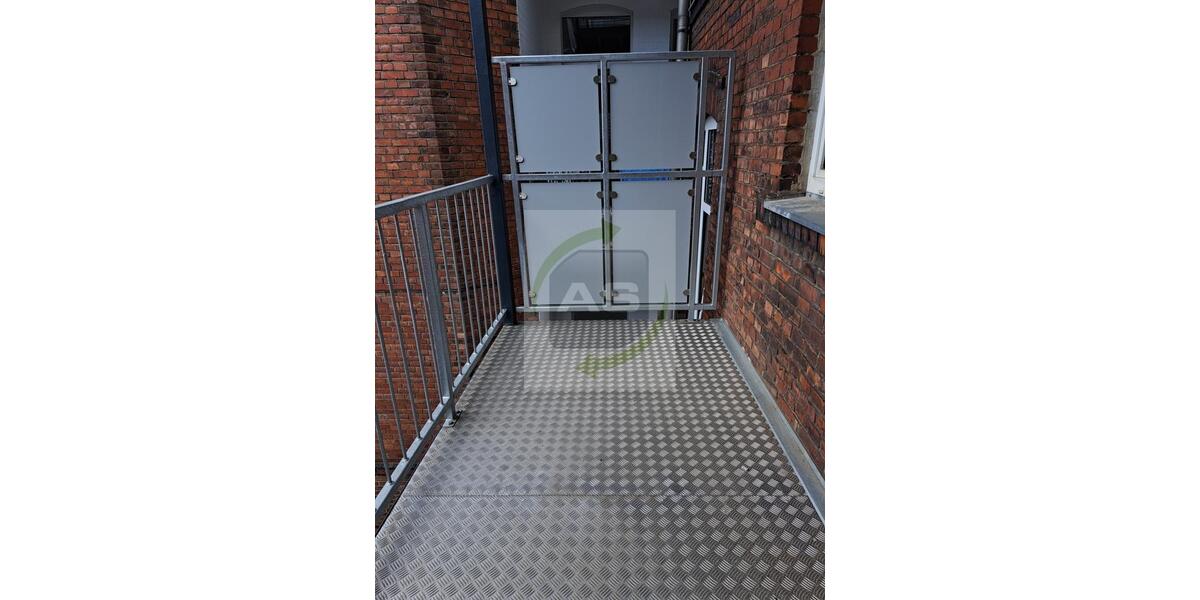 Etagenwohnung Zwickau - 3 Zimmer, 98 m&sup2;, 570&euro; | Angebot:24380214