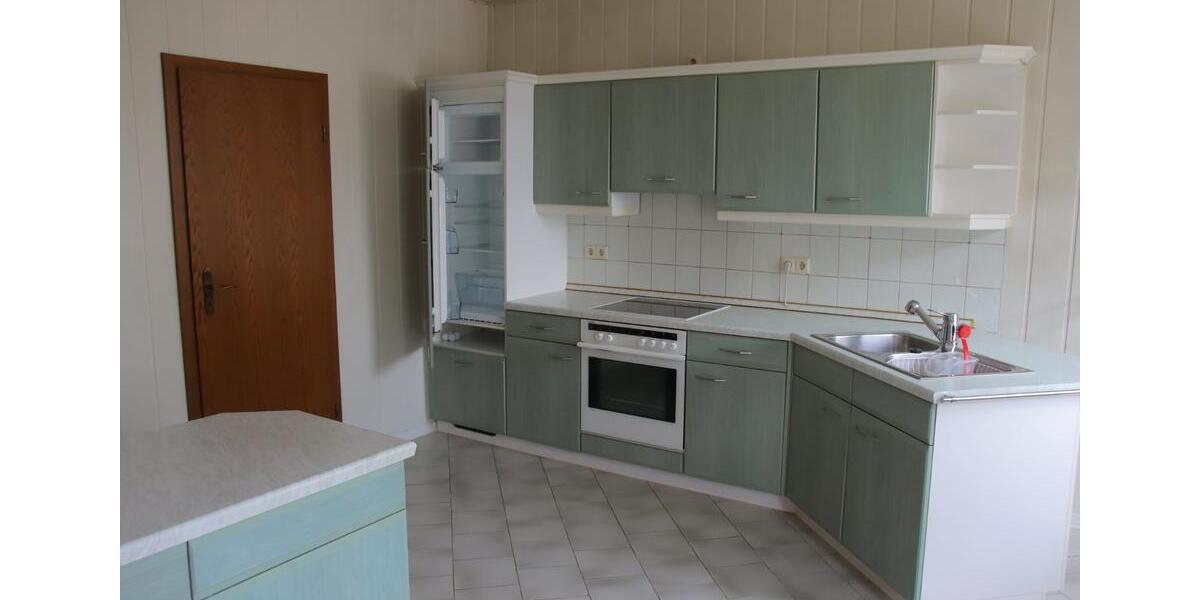 Doppelhaushälfte Crimmitschau - 12 Zimmer, 170 m&sup2;, 125.000&euro; | Angebot:25538408